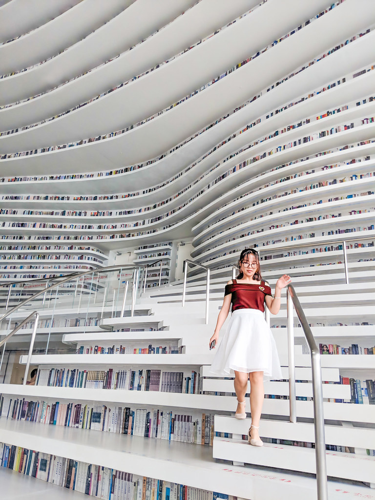 Facebook翻译助力企业沟通：探索 helloworld官网 Windows 客户端下载价值